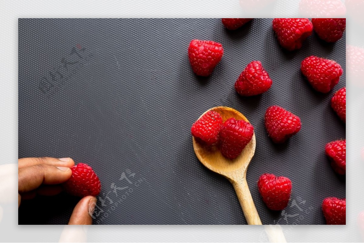 草莓水果新鲜水果新鲜草莓