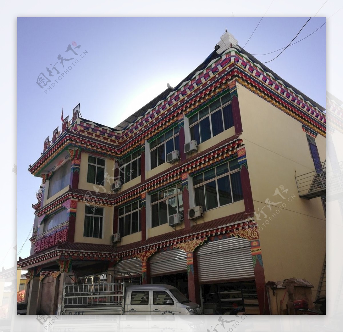 藏式建筑大楼图片