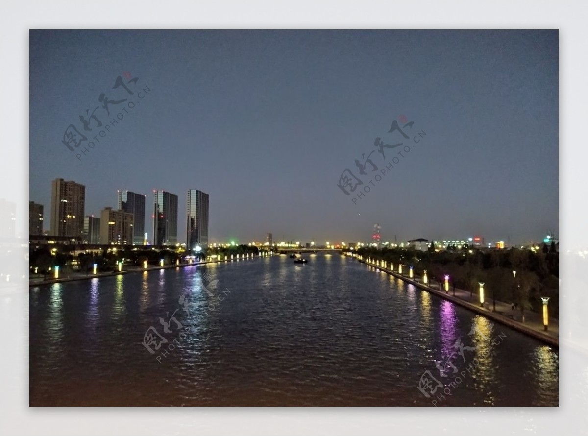 运河夜景图片