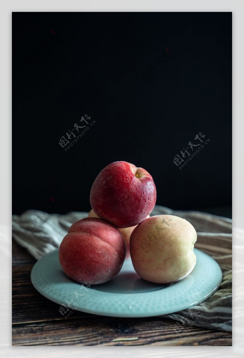 油桃水果果实背景海报素材图片