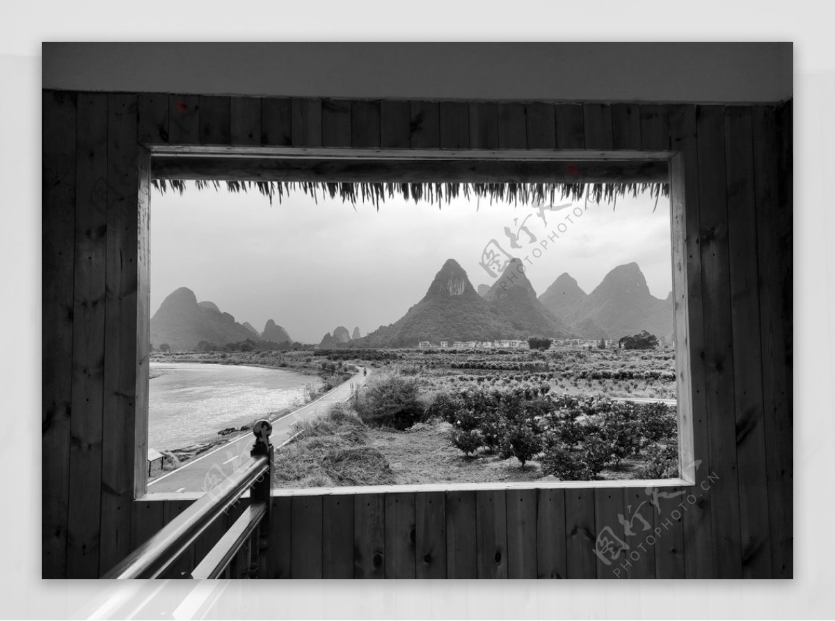 木屋山水风景窗口背景图片