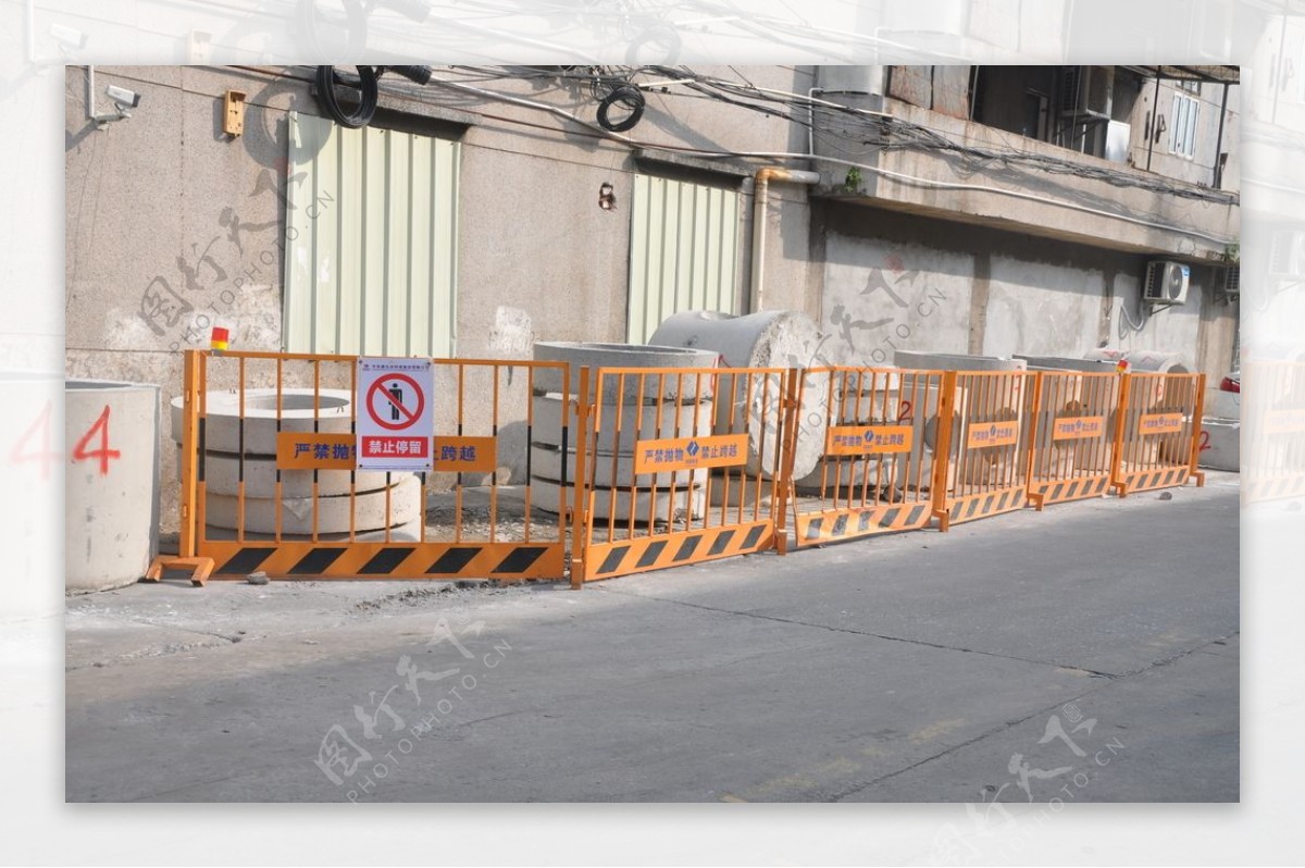 市政排水改造工地护栏工地现场图片