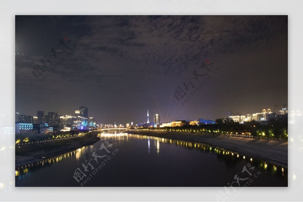 武汉汉江夜景图片